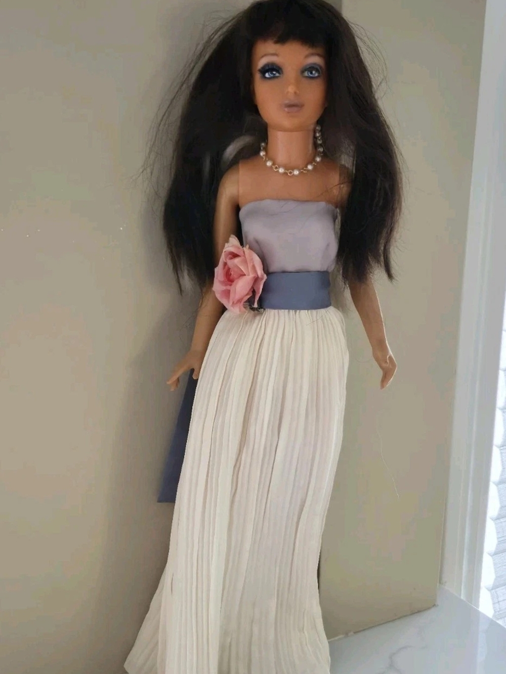 TIFFANY TAYLOR 18" DOLL by IDEAL 1973-1974 BLONDE/BRUNETTE HAIR Pleat Dress